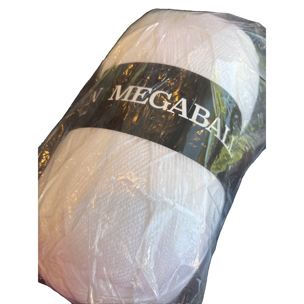 NEW Hobbii We Love Yarn, MegaBall Aran, 100% Acrylic, White 401 765 yds